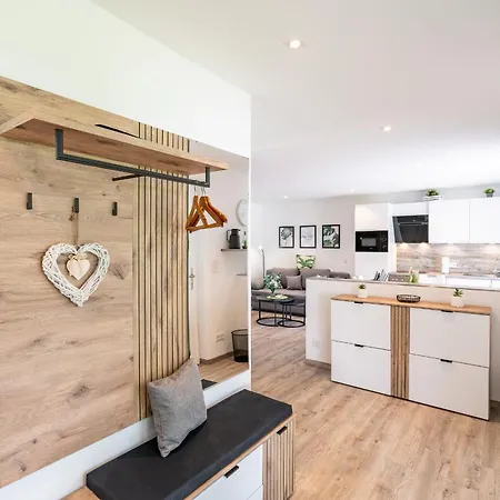 Gerhart-hauptmann-strasse 1a Gartenidylle *